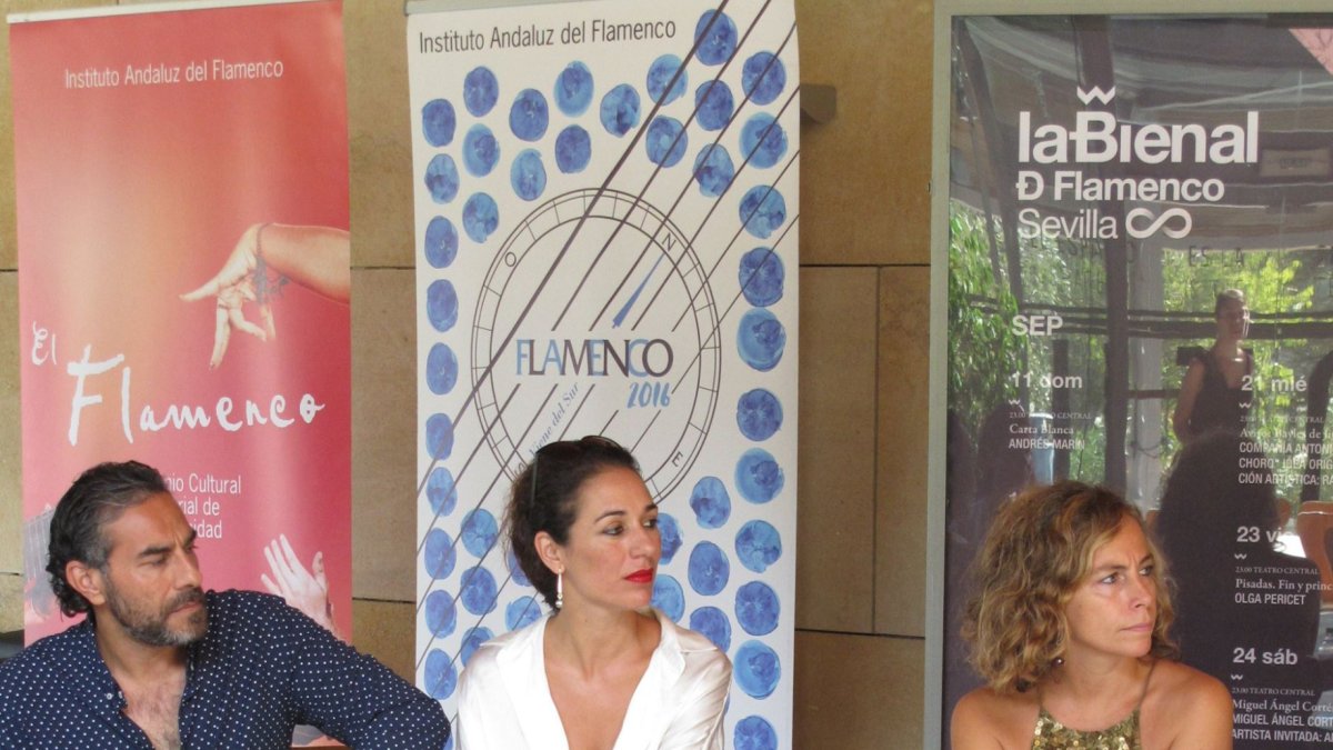 La bailaora presentó ayer ante la prensa en Sevilla ‘Secreto a voces’, su próximo estreno.