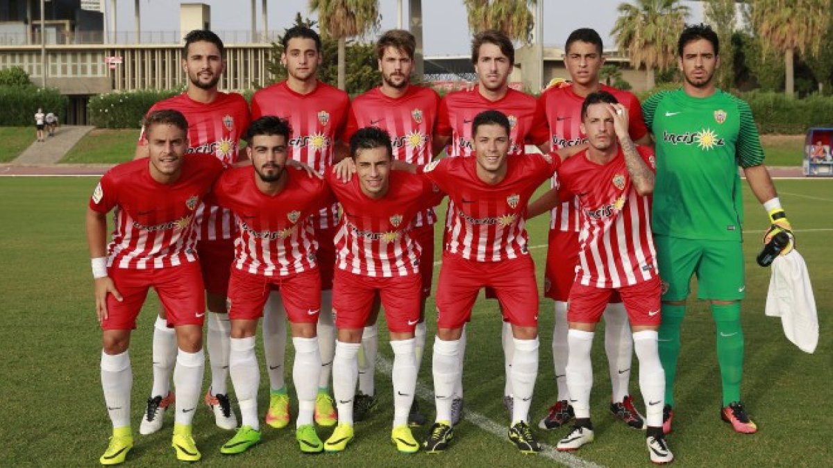 El filial empieza goleando en casa.