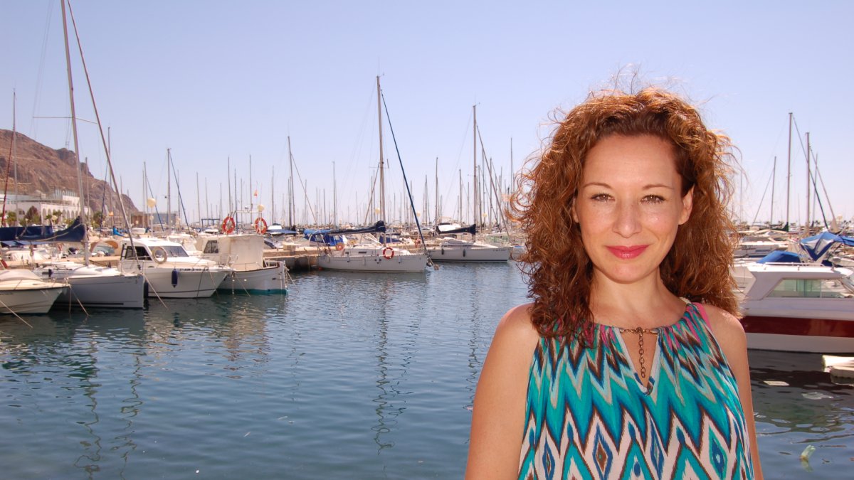 Eva Almaya dice que “interpretar a Rocío Jurado me ha dado fortaleza para afrontar problemas”.