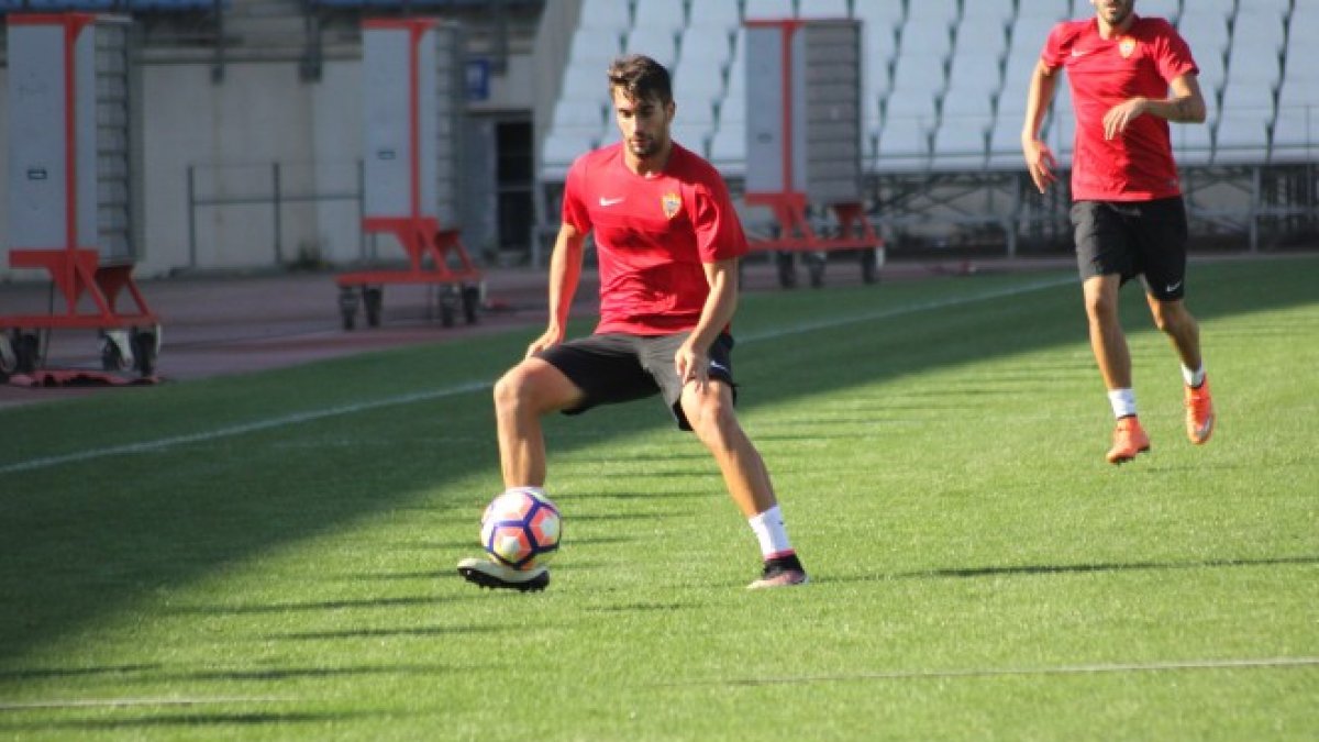 Josema.