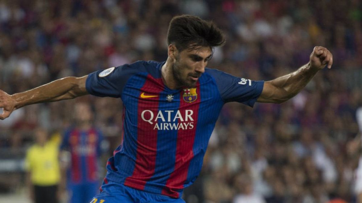 El Valencia sigue haciendo caja con el Barça.