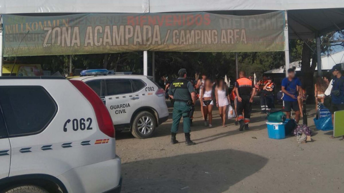 La Guardia Civil mantuvo un dispositivo de vigilancia durante el festival.