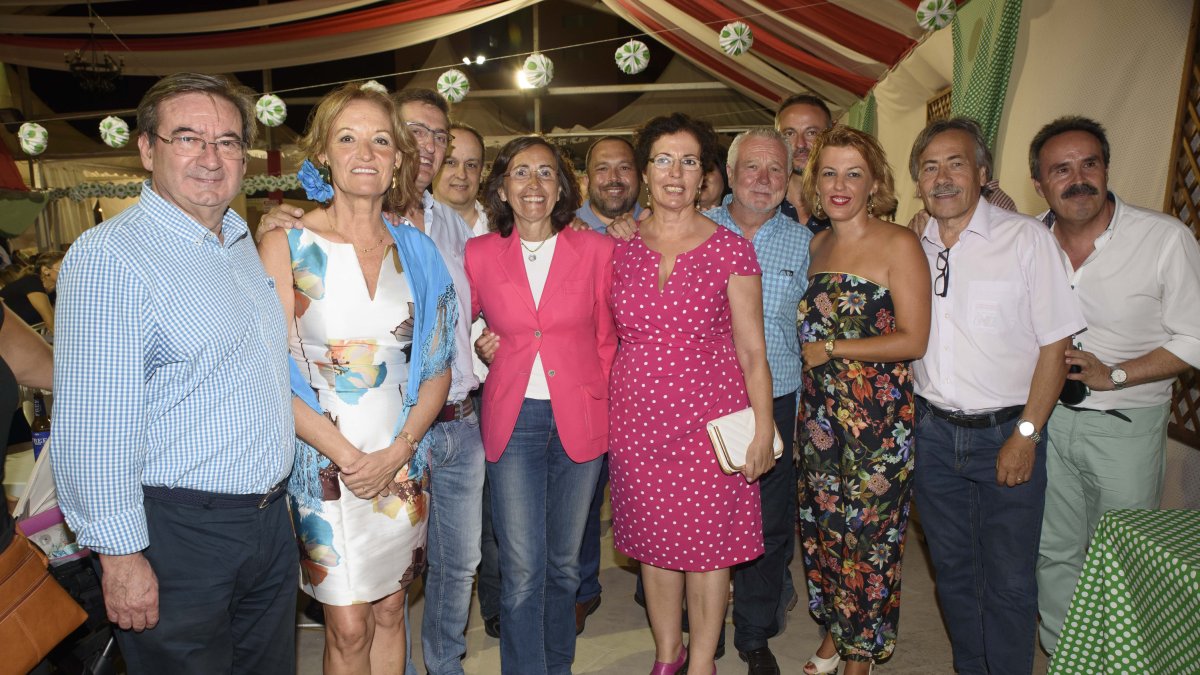 Las consejeras de agricultura y cultura visitan la Feria.