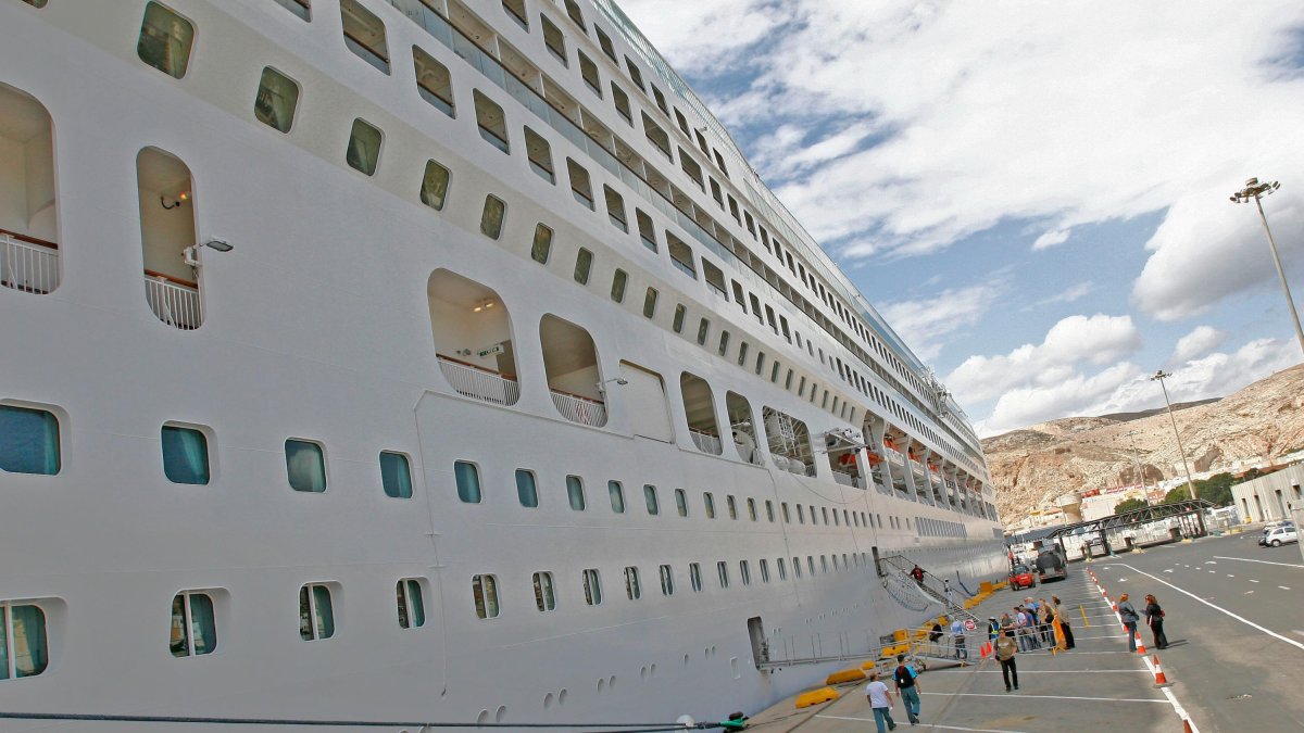 Imagen de archivo de un crucero que hizo escala en Almería.