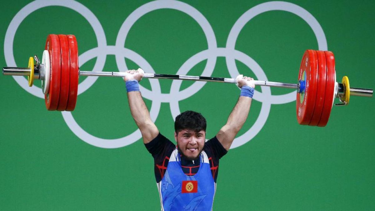 El haltera Kirguís.