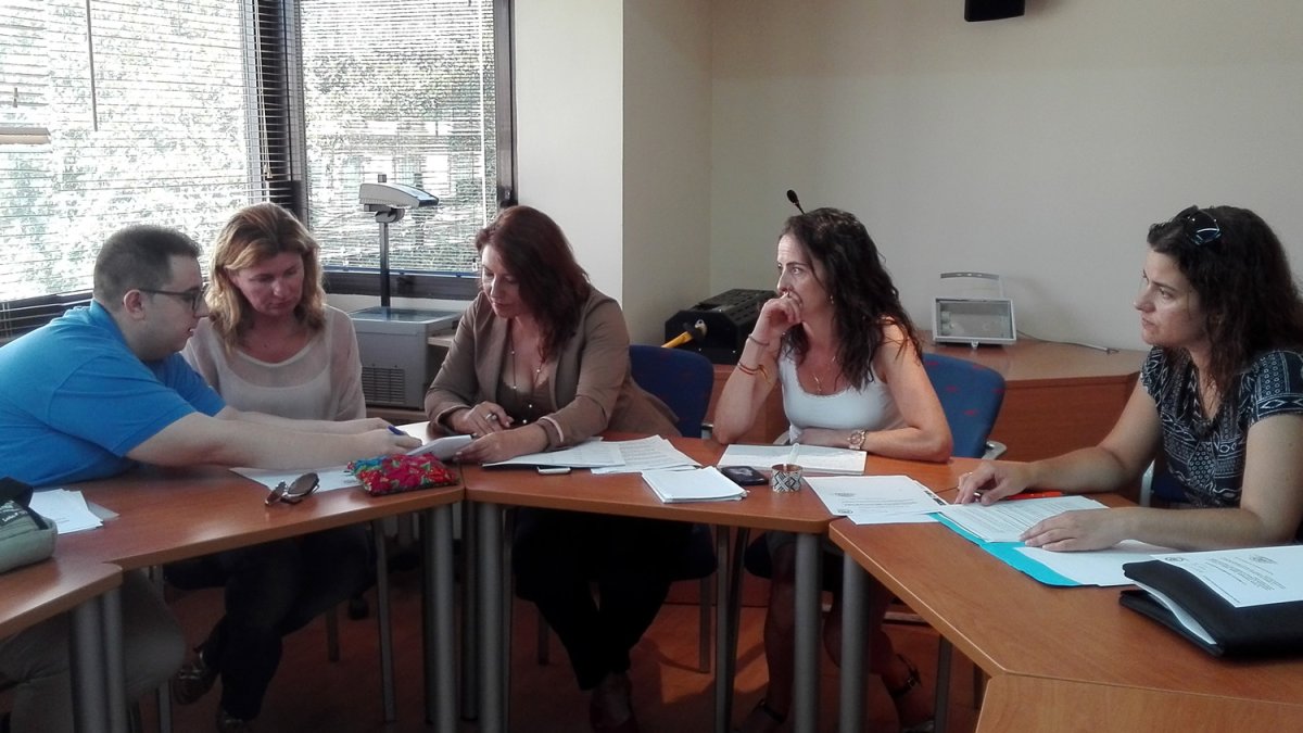 Momento de la reunión en la sede del PP