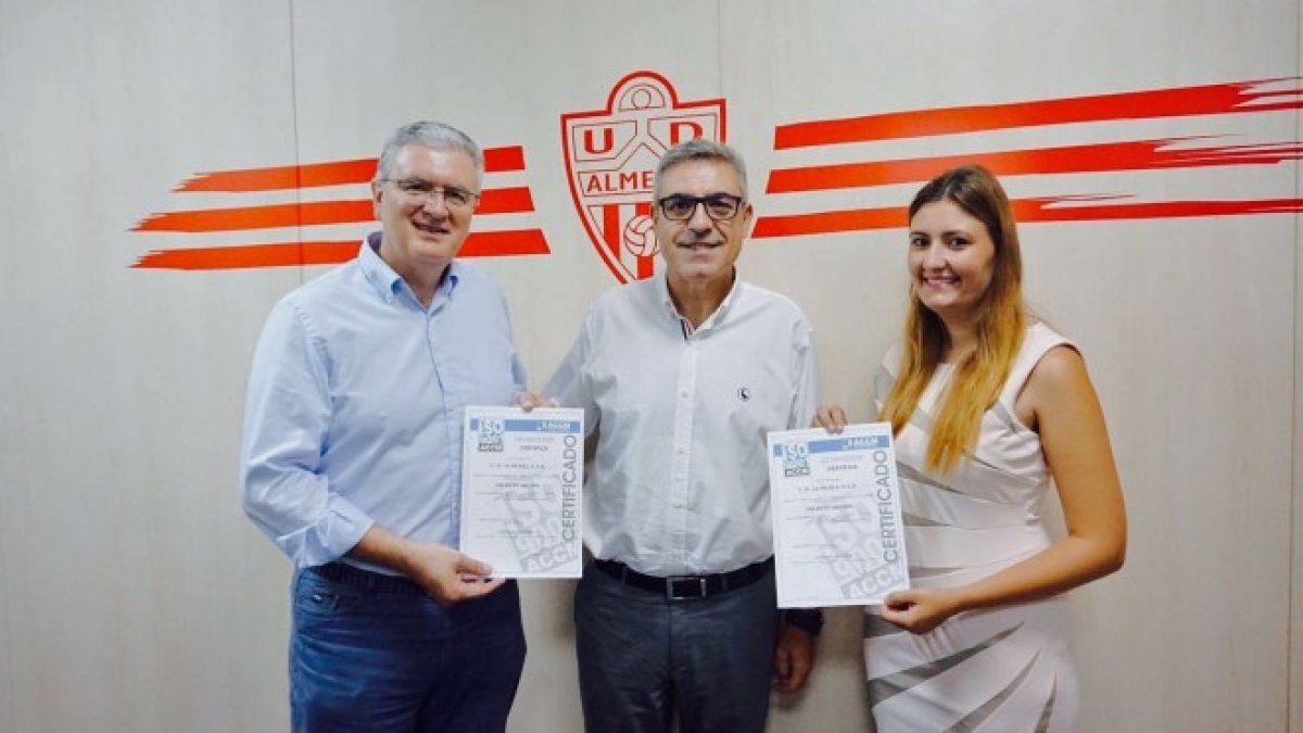 Bonillo, Madolell (Solumed Consultores) y Lorena García.