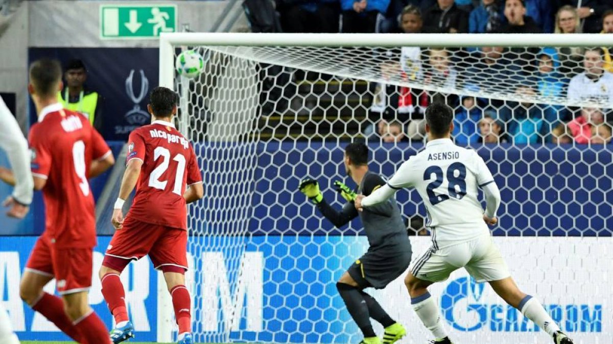 Asensio hizo el gol de la final de un zapatazo.