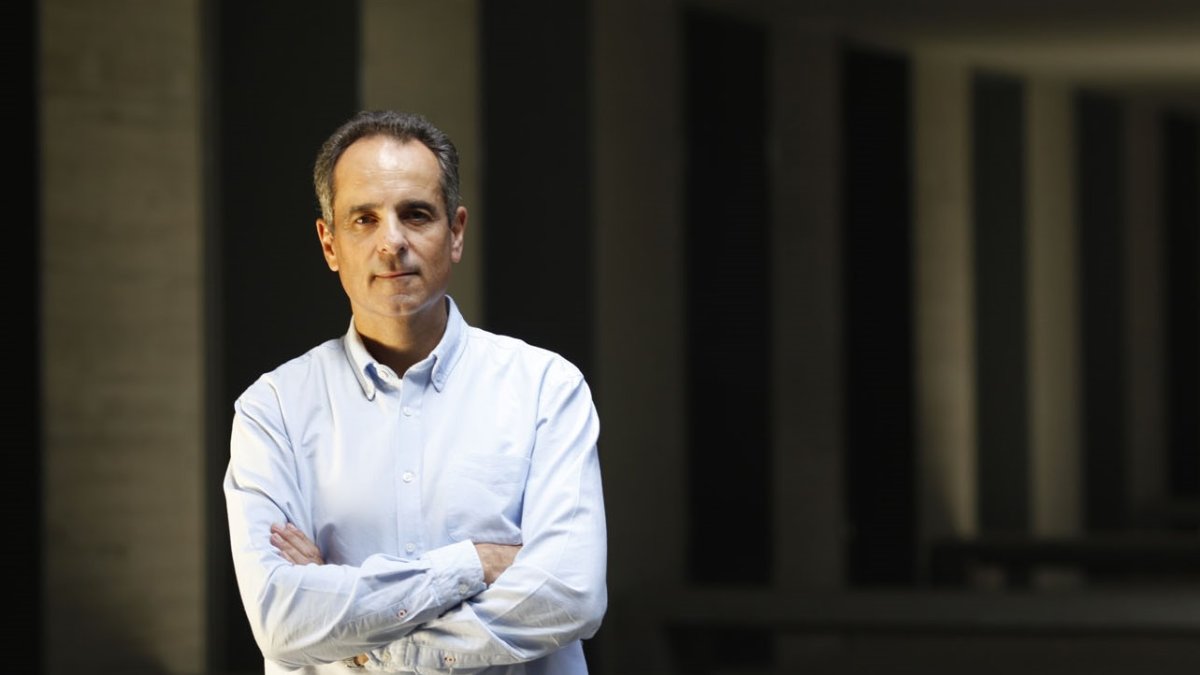 Lorente Acosta es almeriense y un experto en identificación genética reconocido a nivel internacional.