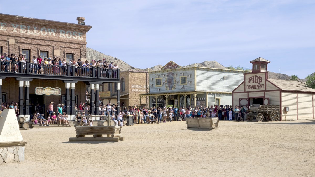 El poblado del Mini Hollywood acoge todos los días varios espectáculos que parecen sacados de una película western.