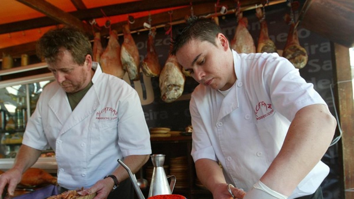 Imagen de camareros colgada en la web de Empleo.