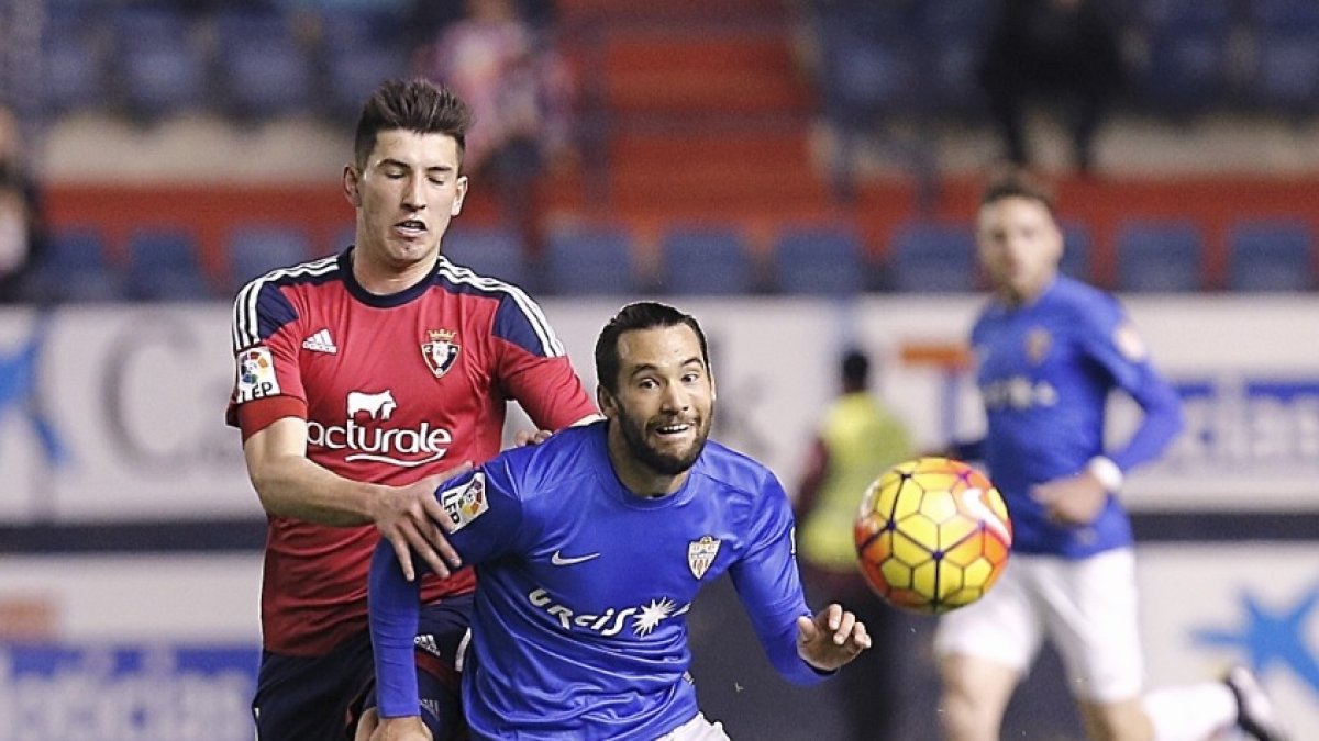 Quique en el Osasuna-Almería.