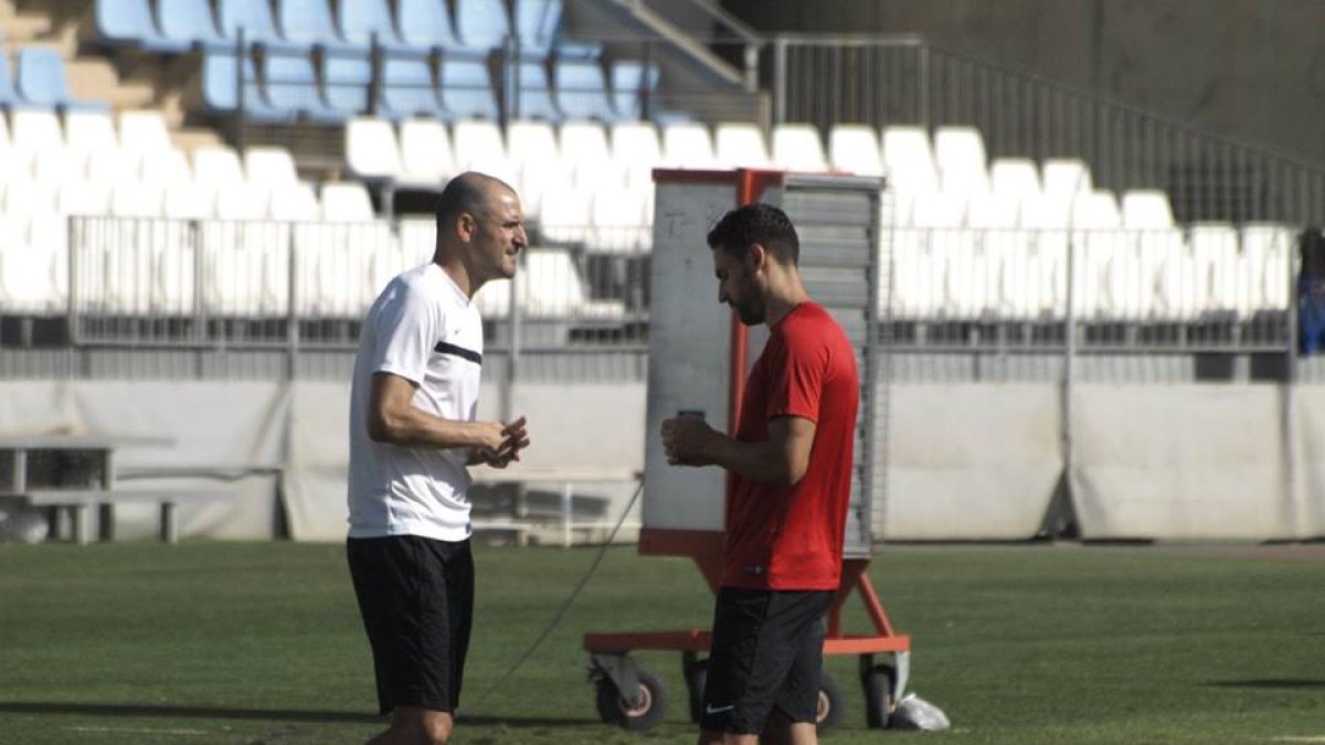 Soriano hablando con Puertas.