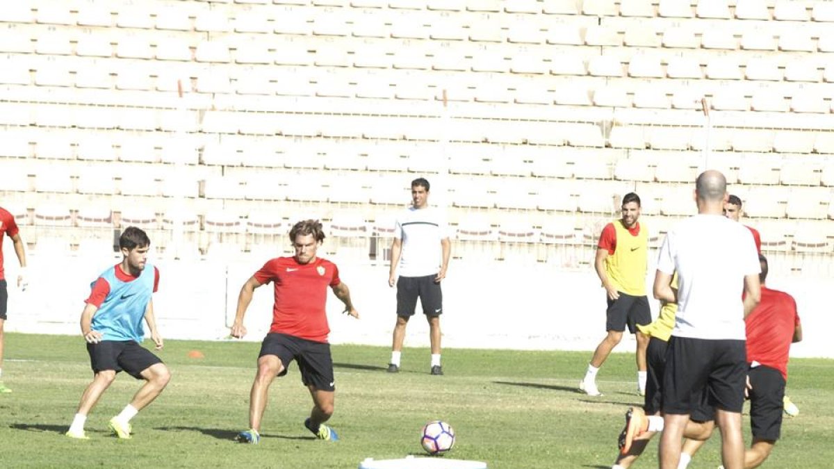 Dubarbier en un entrenamiento en el Juan Rojas.