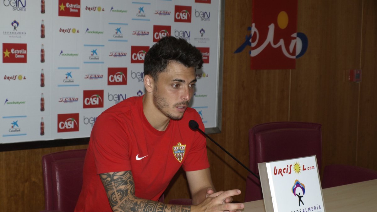 Ximo Navarro en rueda de prensa.