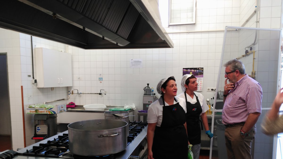 Interior de la cocina del Centro Municipal de Acogida