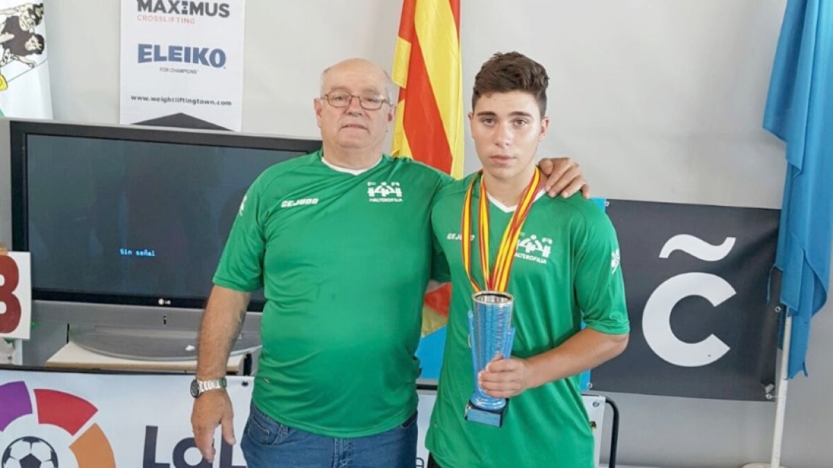 El almeriense sigue en lo más alto,