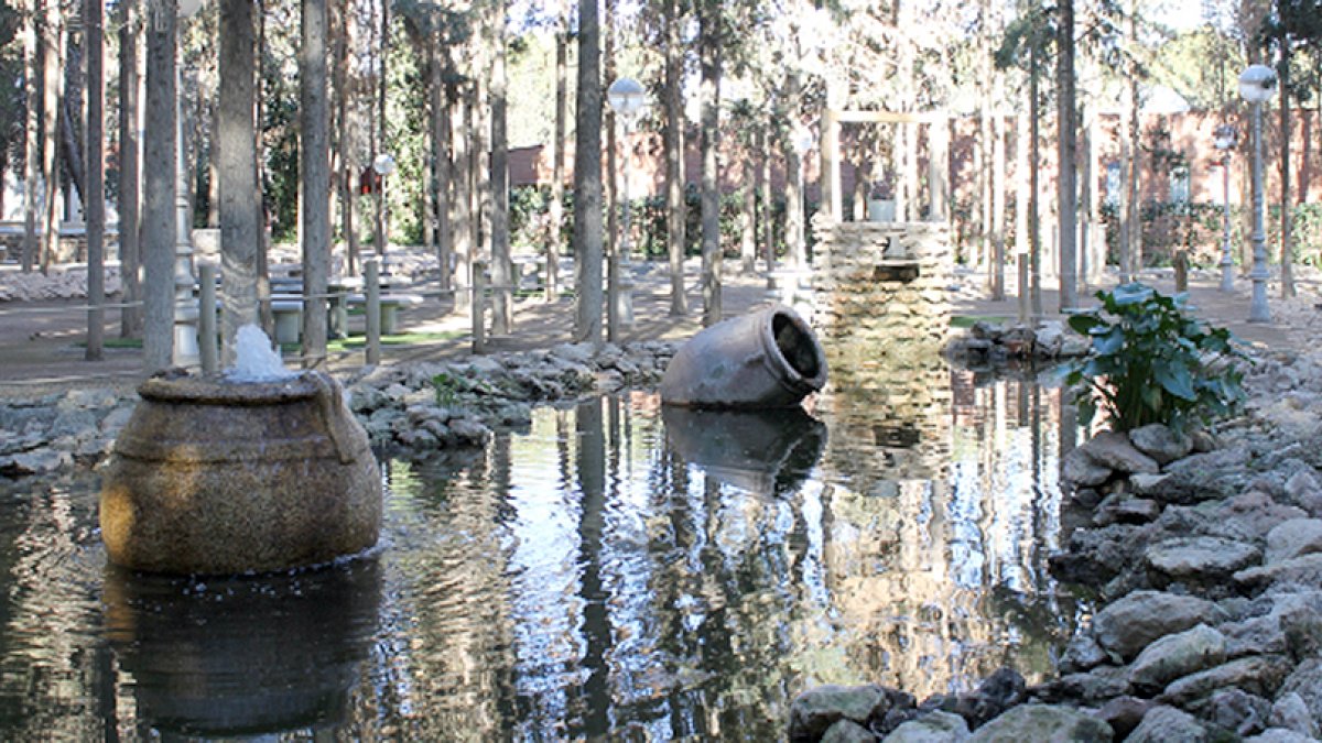 El parque Adolfo Suarez fue el escenario donde se grabó de parte de la serie.