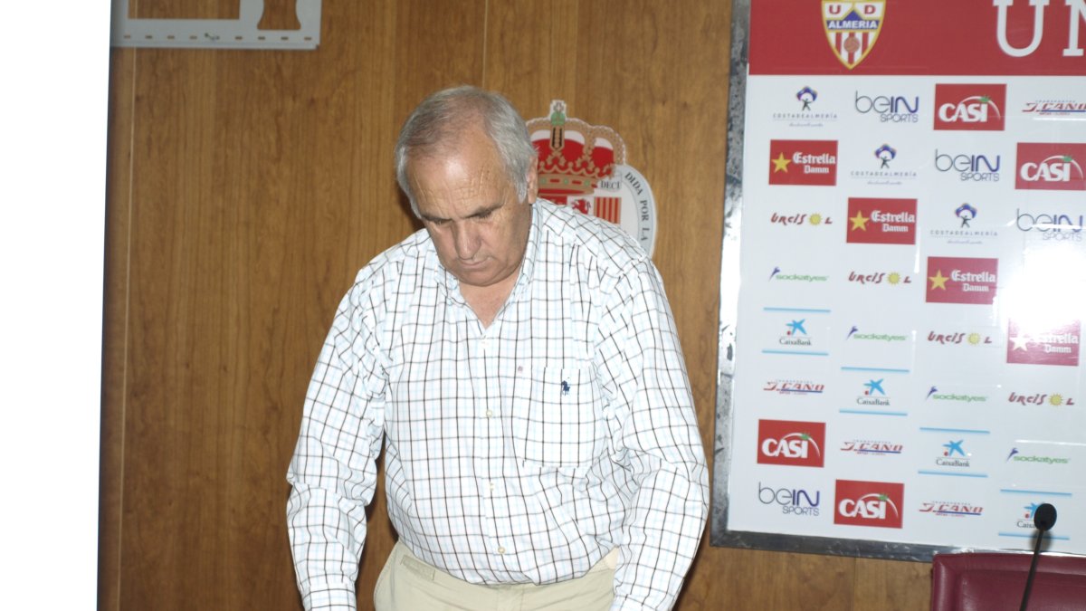 Alfonso García en la sala de prensa.