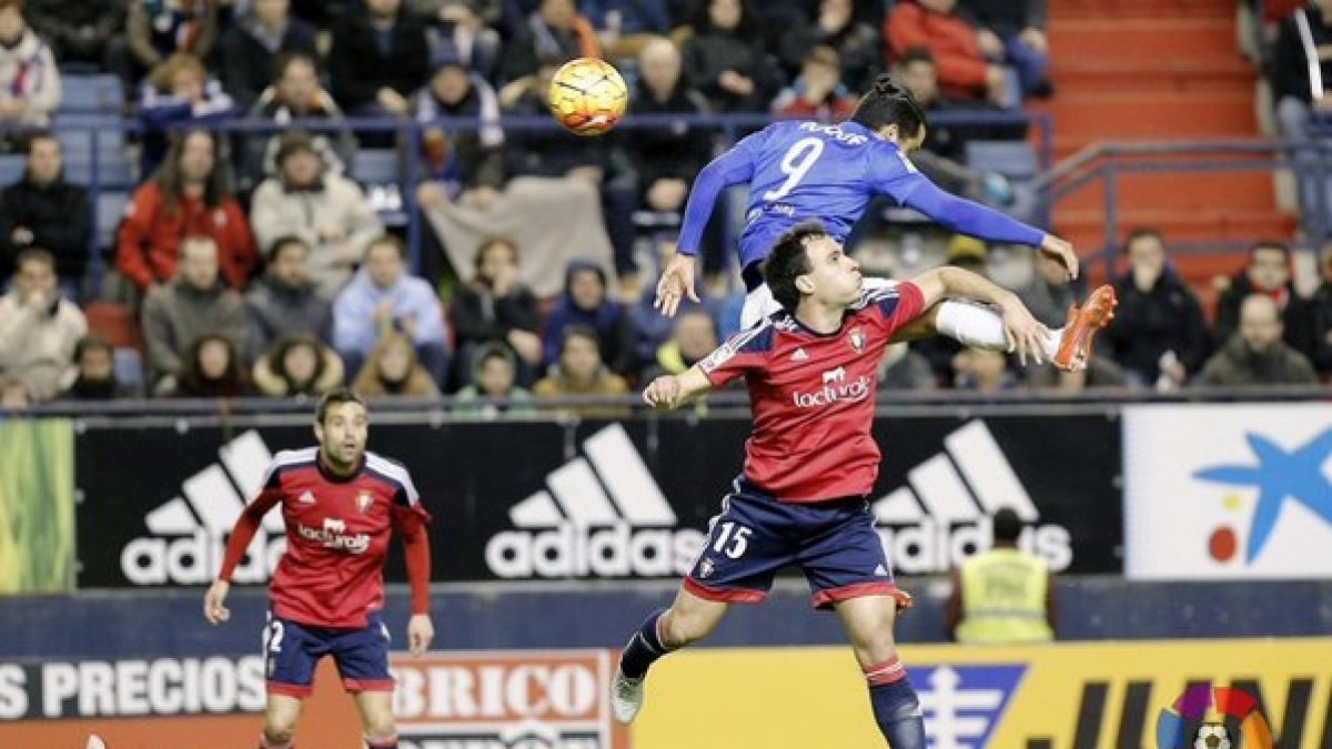 Quique Gionzález vuela alto por Pamplona.