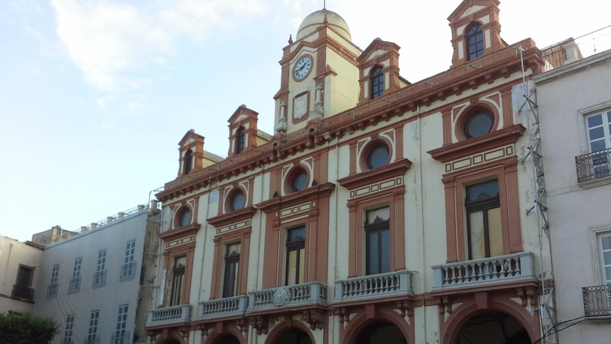 Fachada de la Casa Consistorial ubicada en la Plaza Vieja.