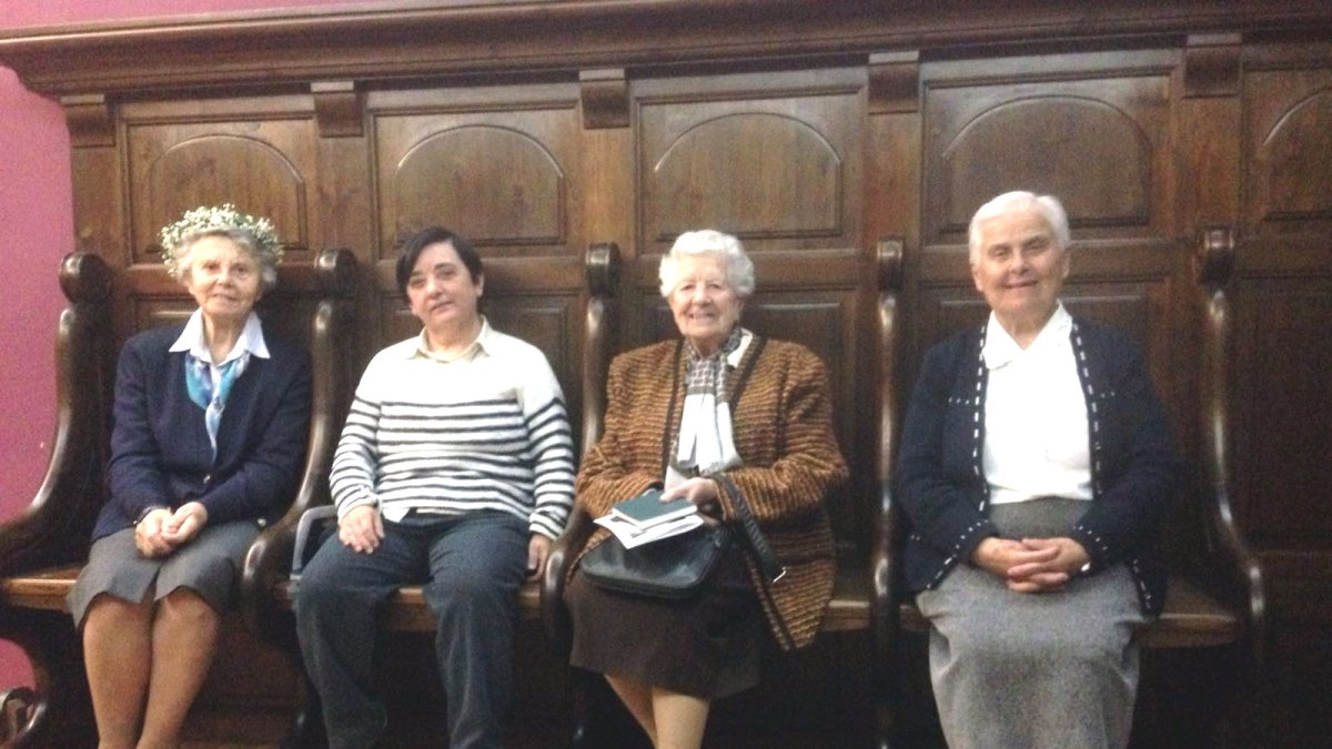 Las cuatro religiosas, en una visita al Santuario del Saliente.