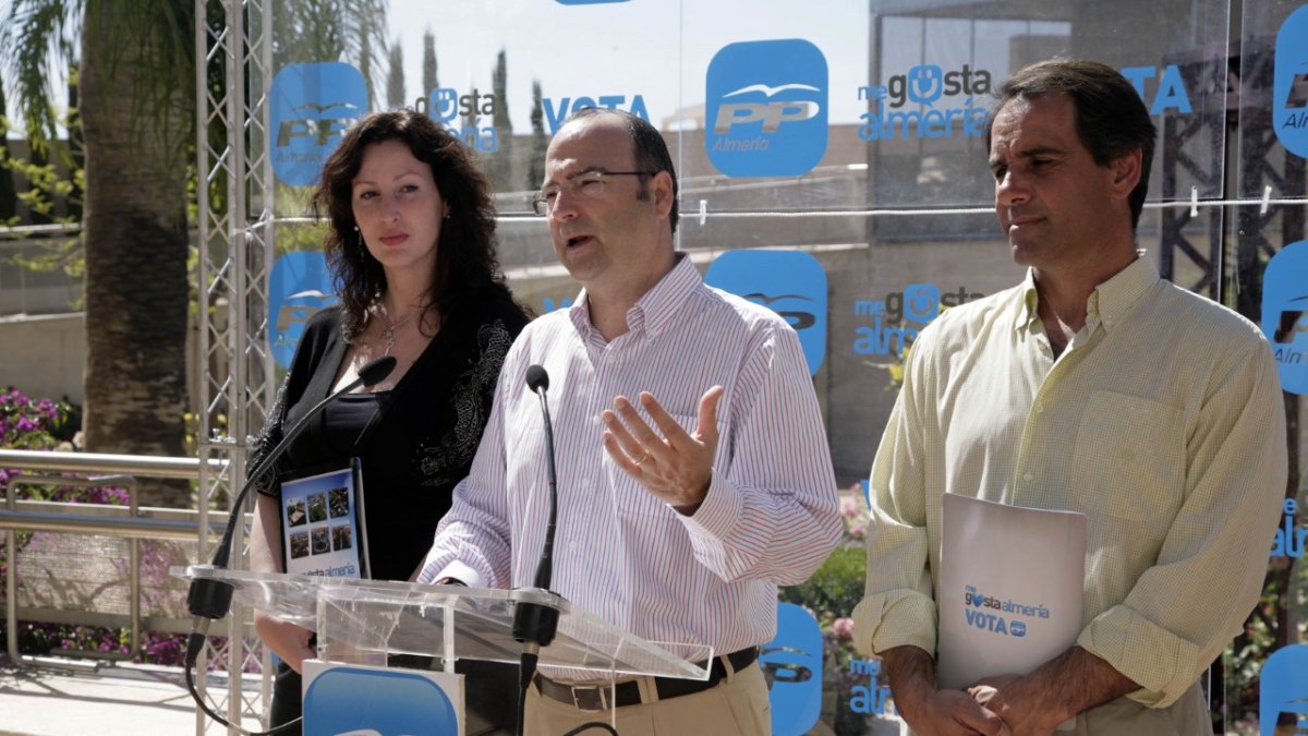 María Vázquez, Luis Rogelio y Juanjo Segura.