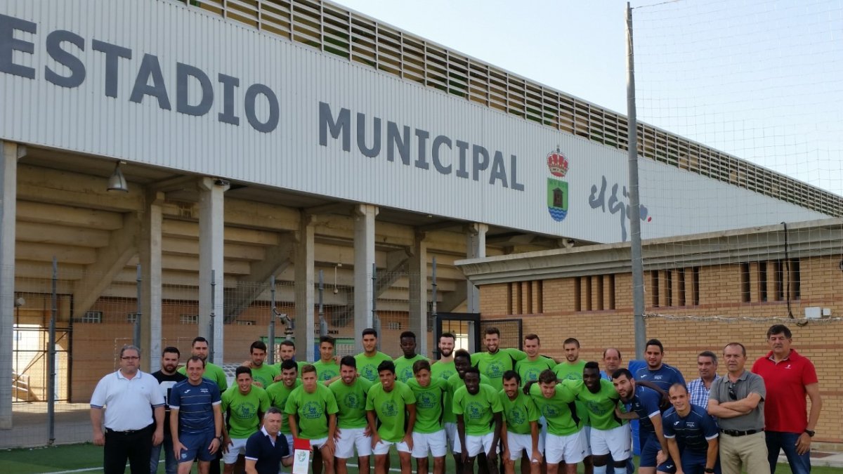 La plantilla no está cerrada.