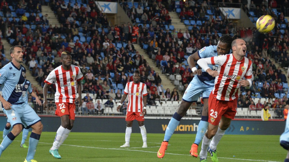 Soriano en el Almería-Rayo.