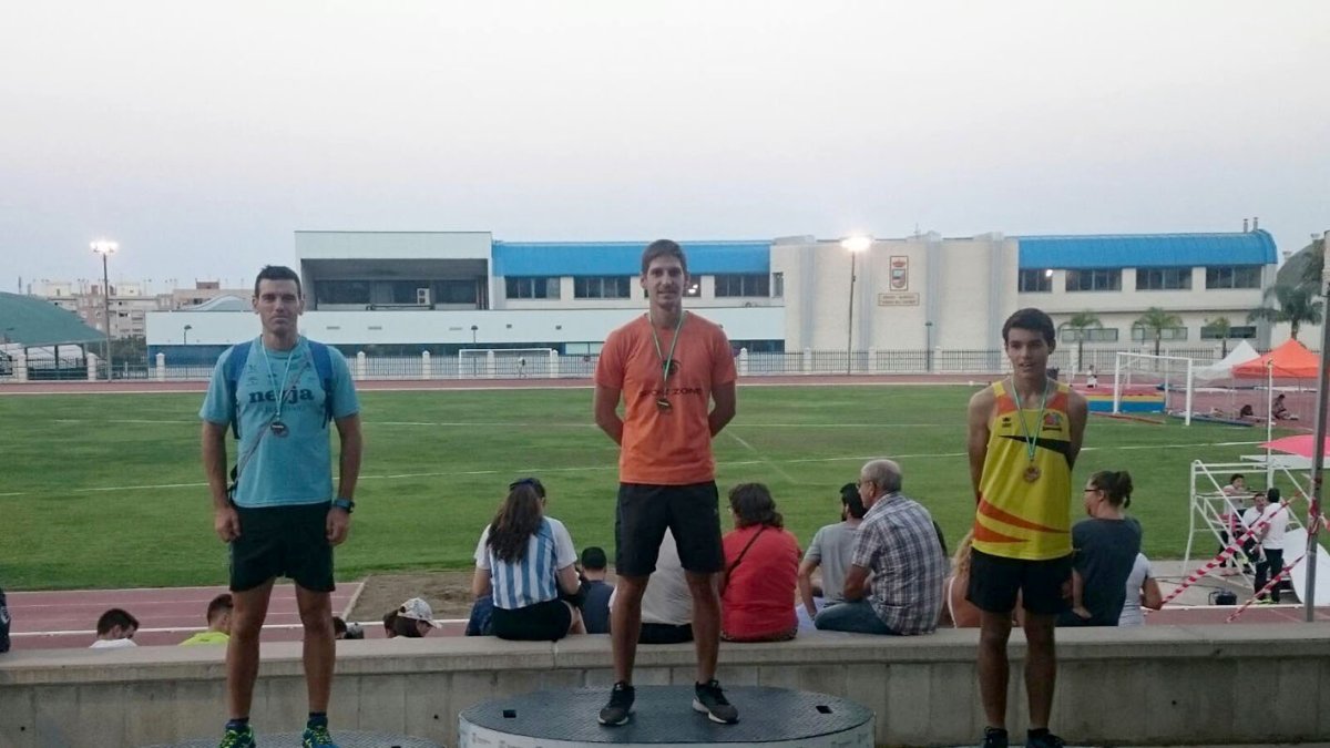 Un almeriense en lo más alto del podio.