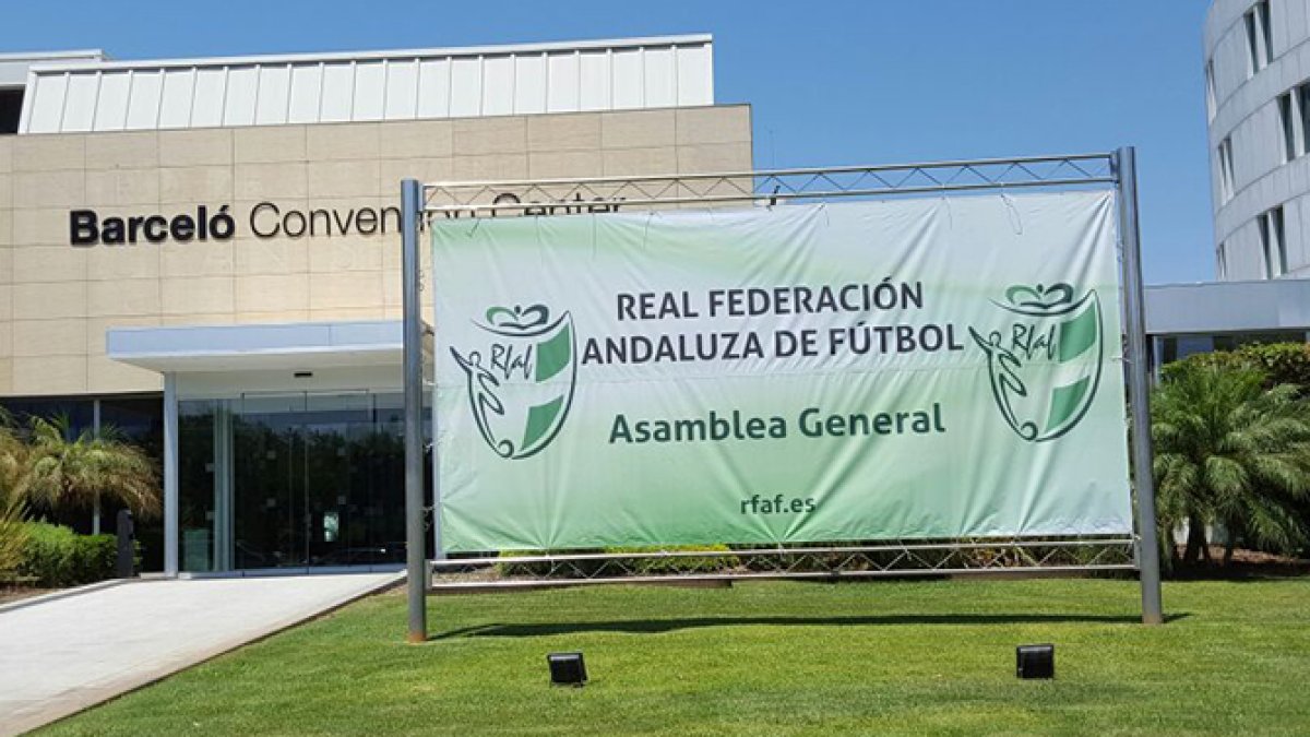 Todo preparado para la gran cita del fútbol andaluz.