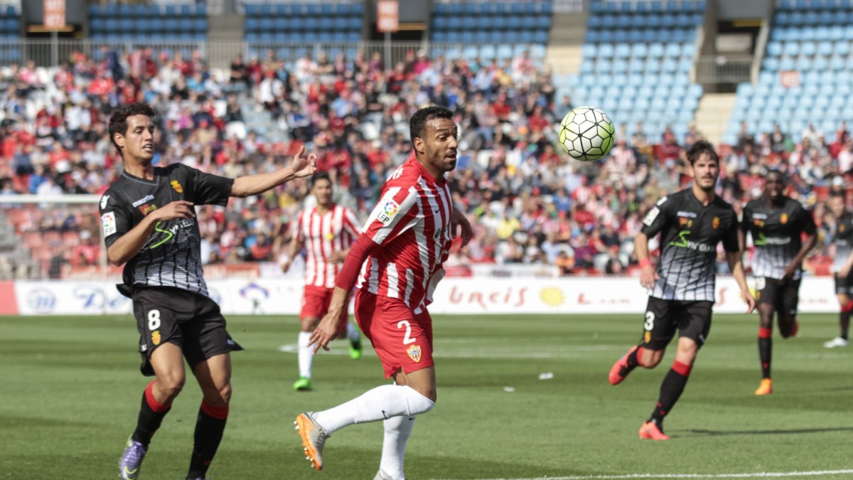 Michel Macedo se despidió del Almería.