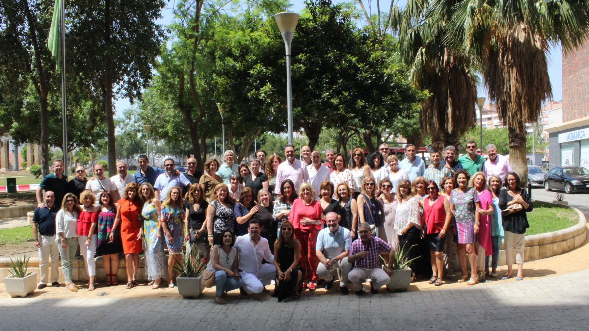 Los antiguos alumnos del Instituto de Educación Secundaria Celia Viñas, de Almería, se reúnen en un tercer encuentro que ha contado con la asistencia