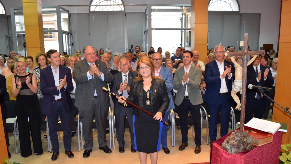 Lourdes Ramos en la toma de posesión como alcaldesa.