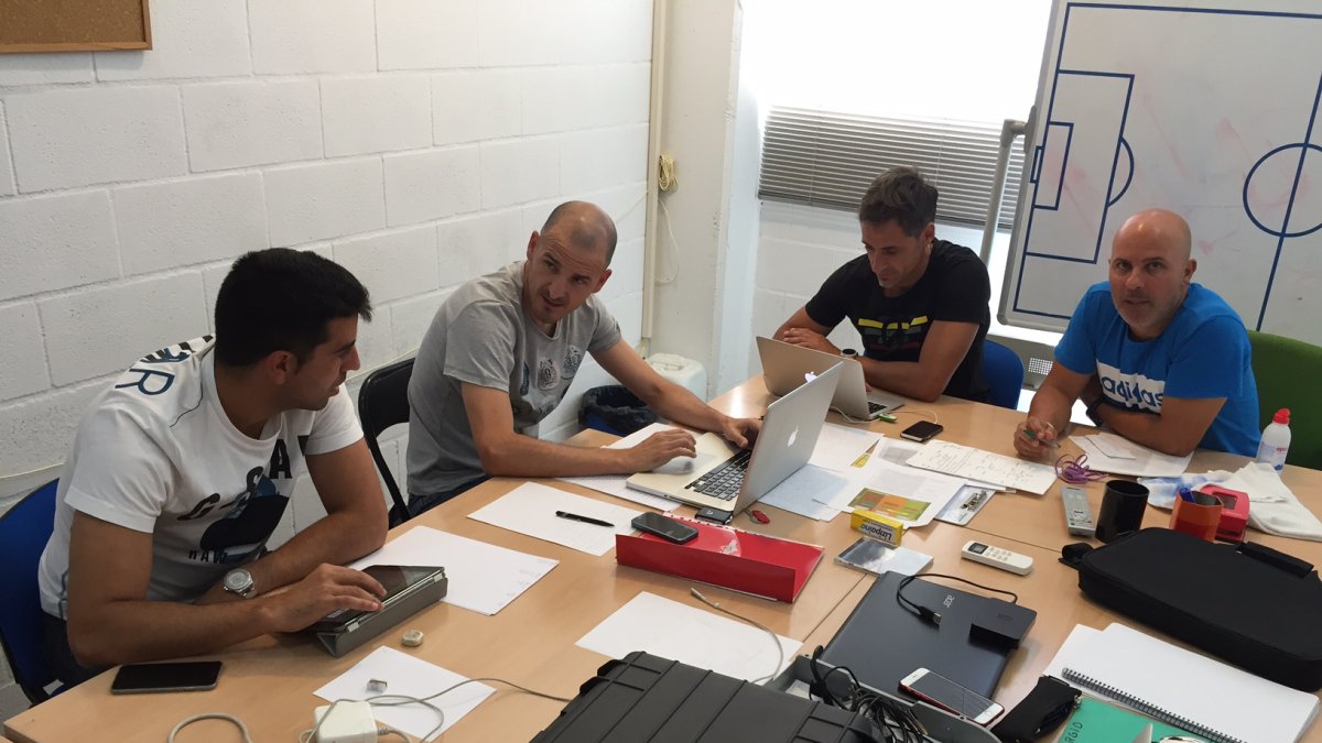 Reunión en el despacho de Soriano.