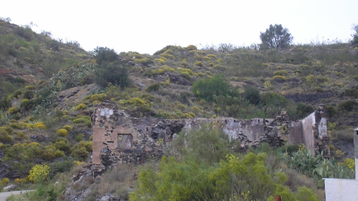 Los colegios de las barriadas de la sierra cerraron en los años 60. J.G.P.