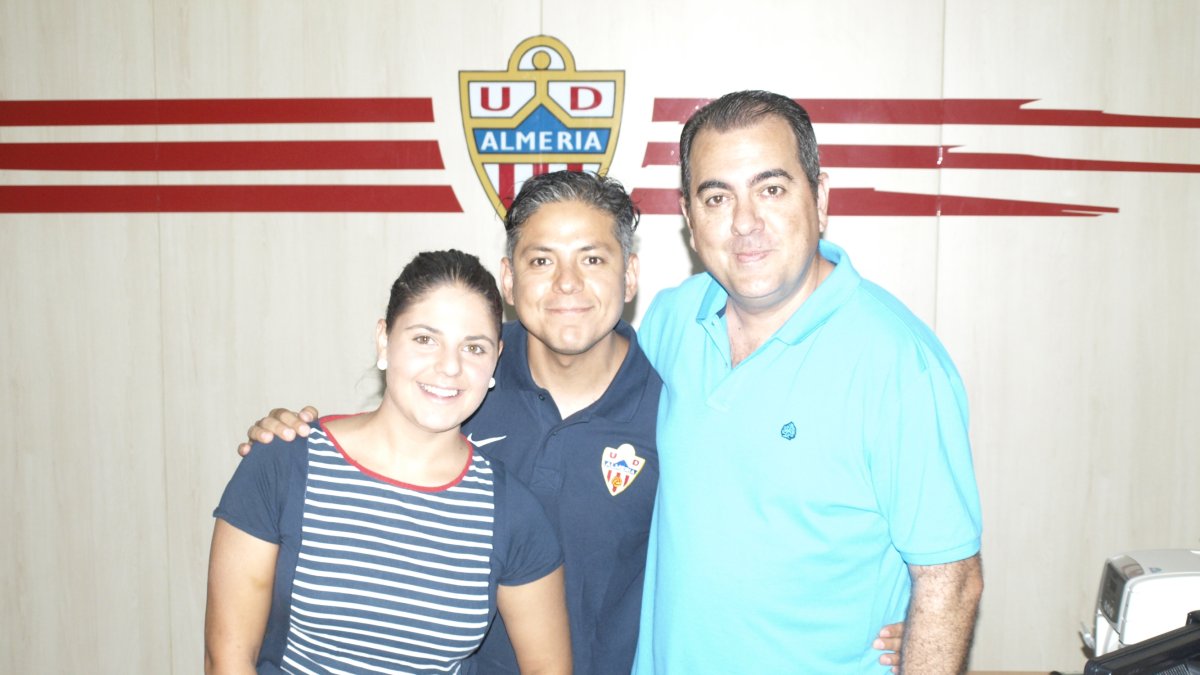 El equipo del Almería que hace los abonos.