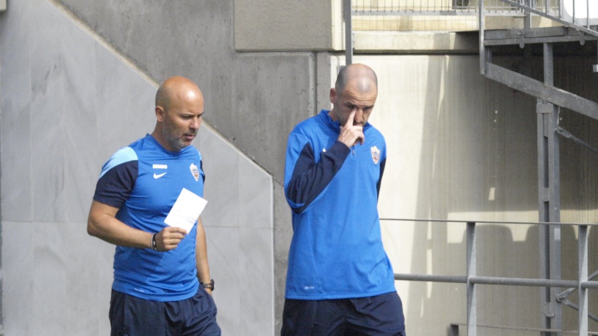 Sergio Pardo y Fernando Soriano en el Mediterráneo.