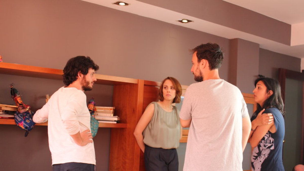 Los directores con Javier Pereira y Alba García.