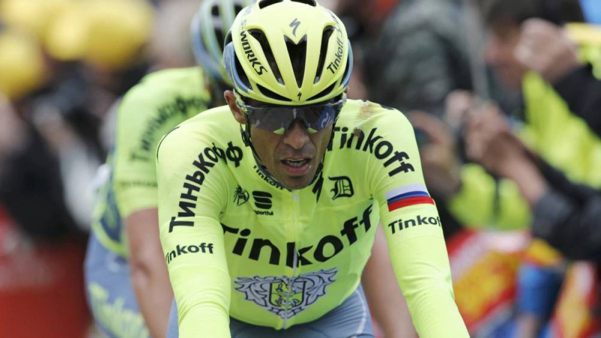 Otro día complicado para Contador en el Tour