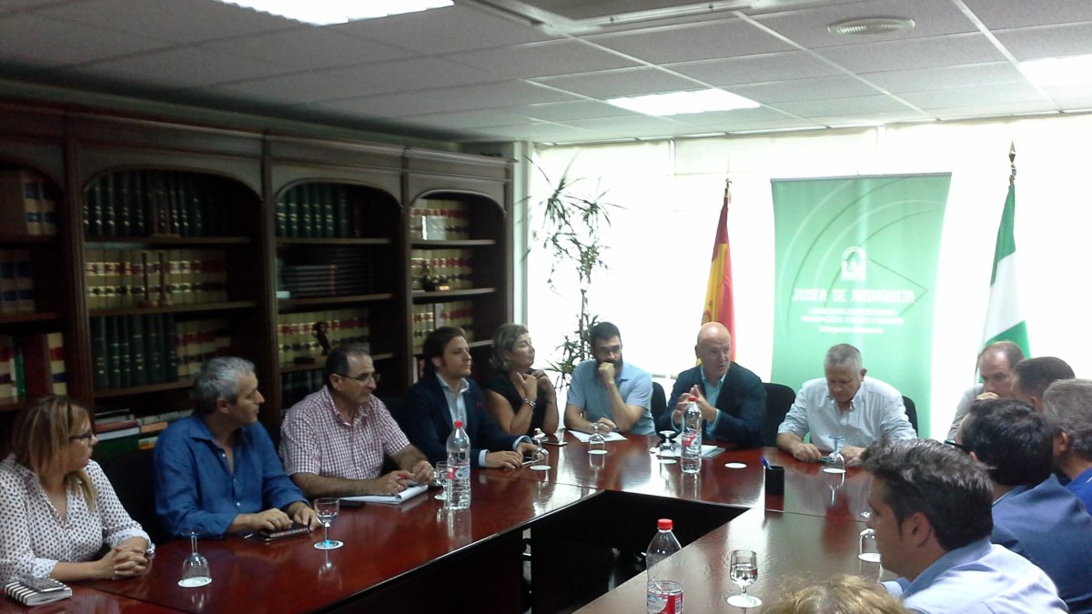 Reunión de Fomento con ayuntamientos sobre movilidad.