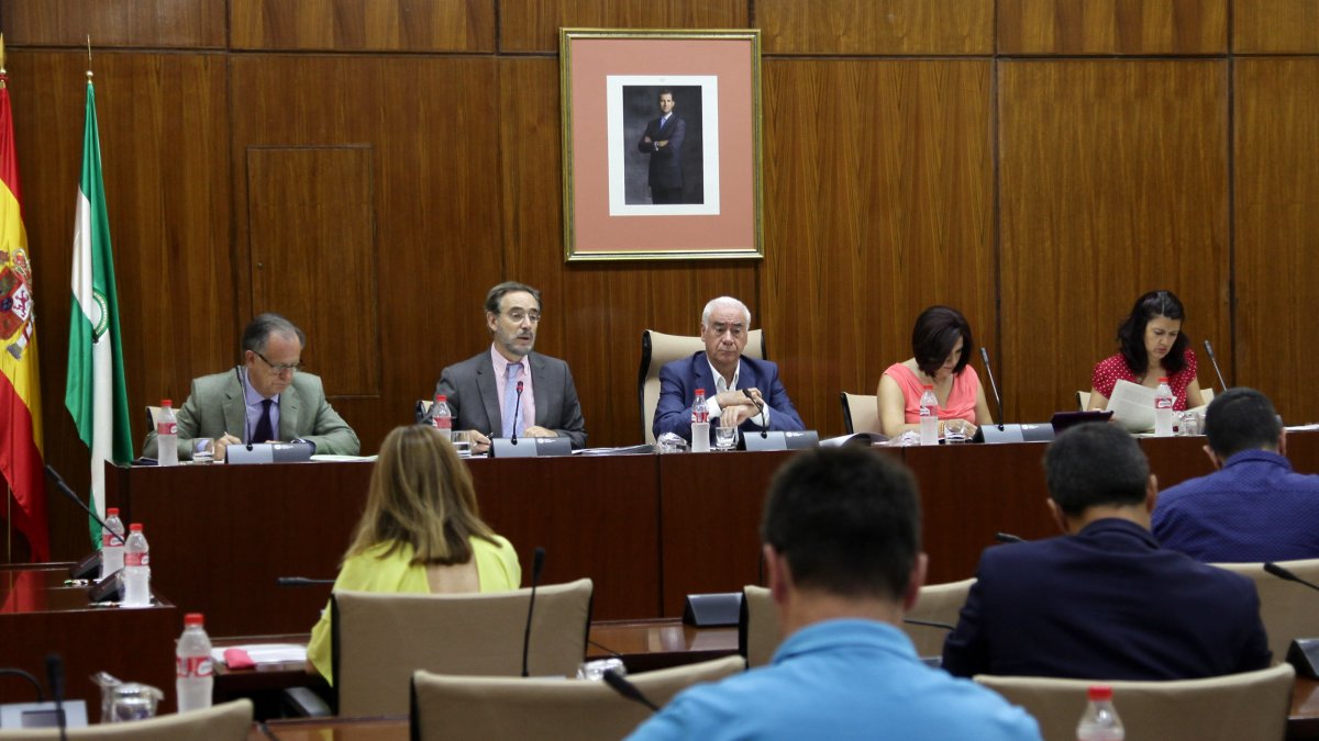 Reunión ayer de la Comisión de Fomento.