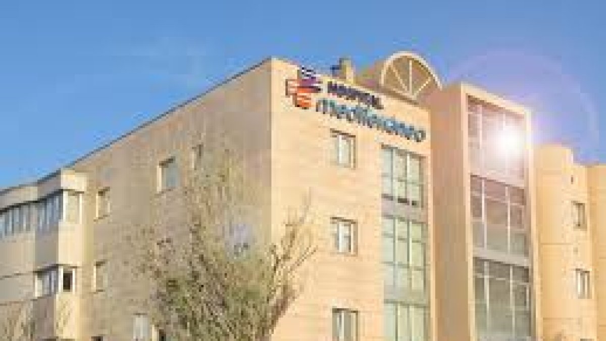 Imagen exterior del Hospital Mediterráneo.