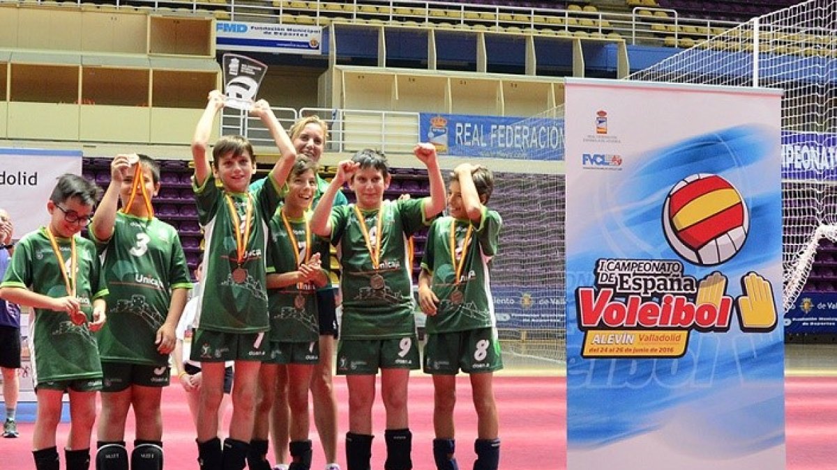 El voley almeriense sigue dando alegrías.