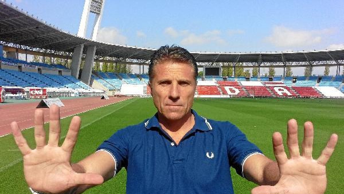 Férez tiene unas manos de Santo.