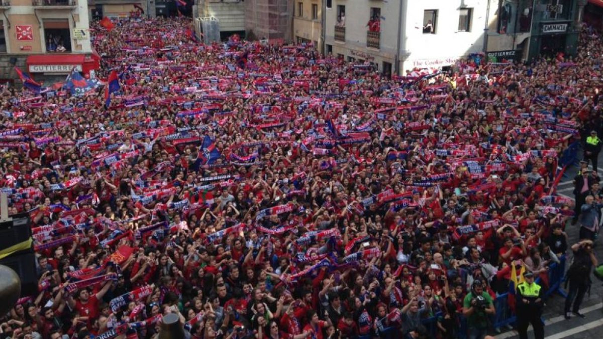 Como en san fermín Pamplona está en la calle.
