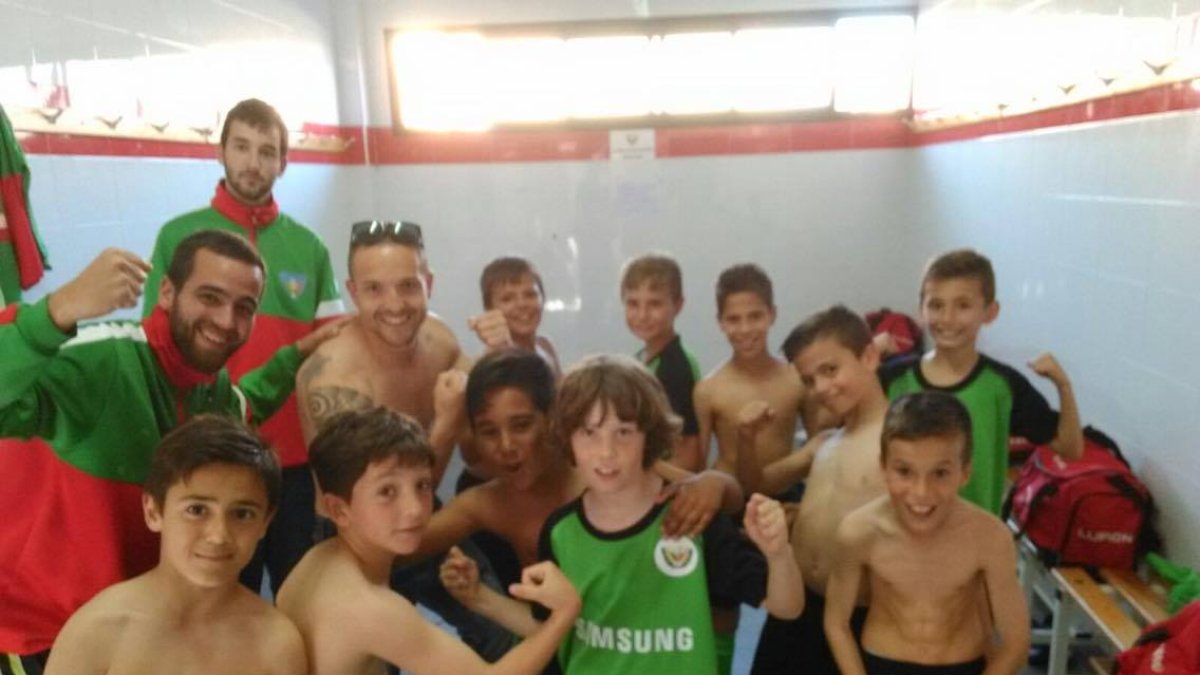 Los arlequinados celebrando la clasificación.