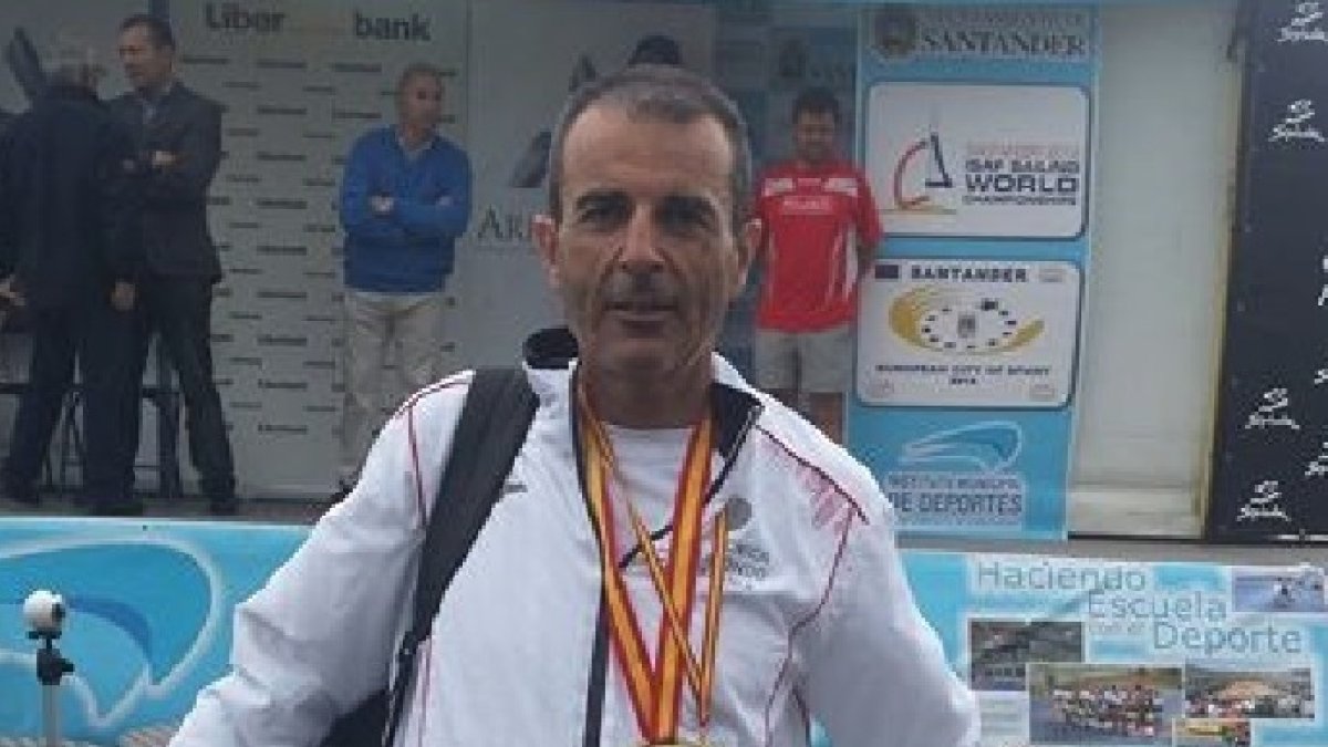 El almeriense con sus medallas.