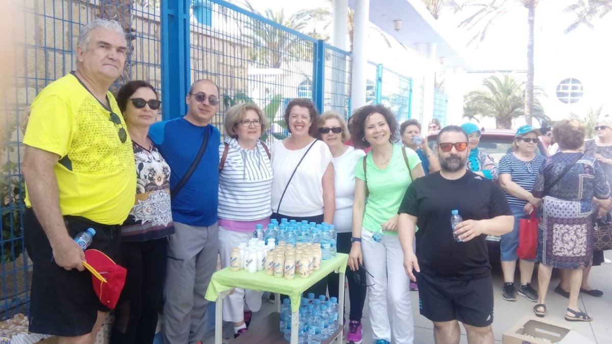 Juanjo Gutiérrez con todo el equipo de seguridad de la carrera.