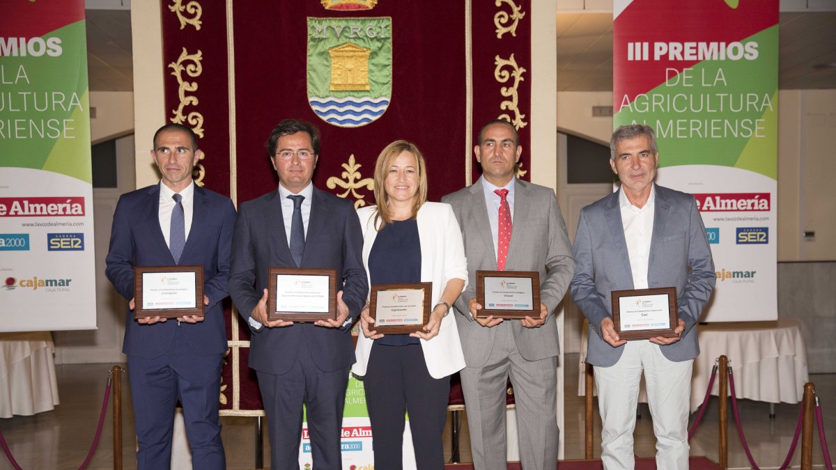 José Blanco (Cristalplant), Francisco Góngora (alcalde El Ejido), Esperanza Pérez (alcaldesa Níjar), Fermín Maldonado (Vicasol) y Miguel Vargas (CASI